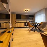 Apartment Apartment City Home