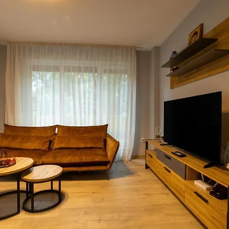 Apartment City Home Apartmán